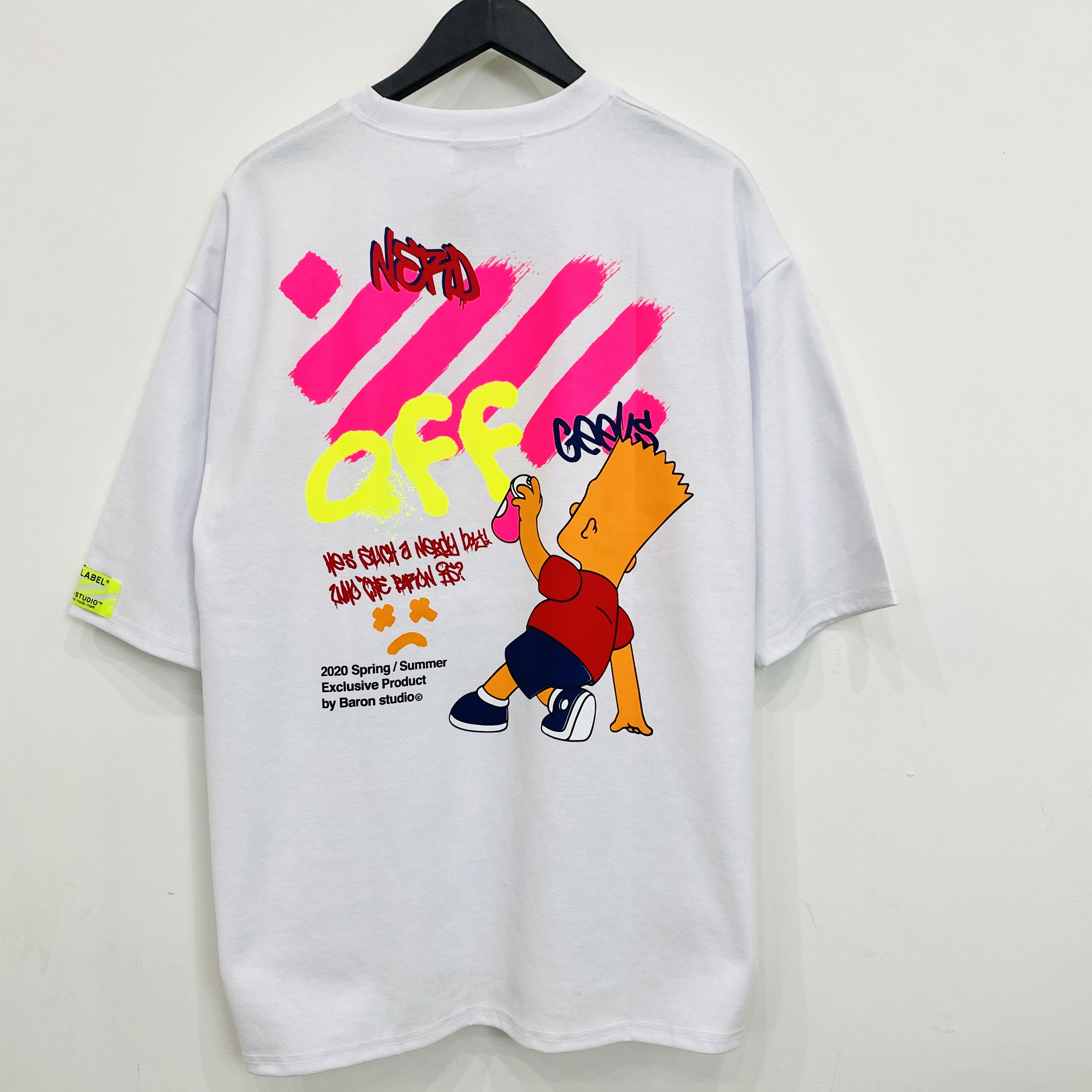 【BARON】韓国ストリート /  オーバーサイズTシャツ / パロディー / ホワイト